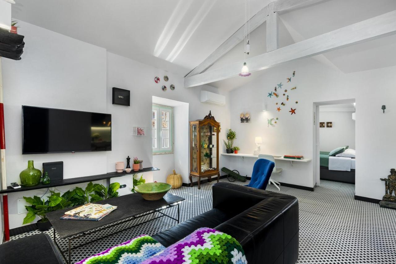 Wonderland House *